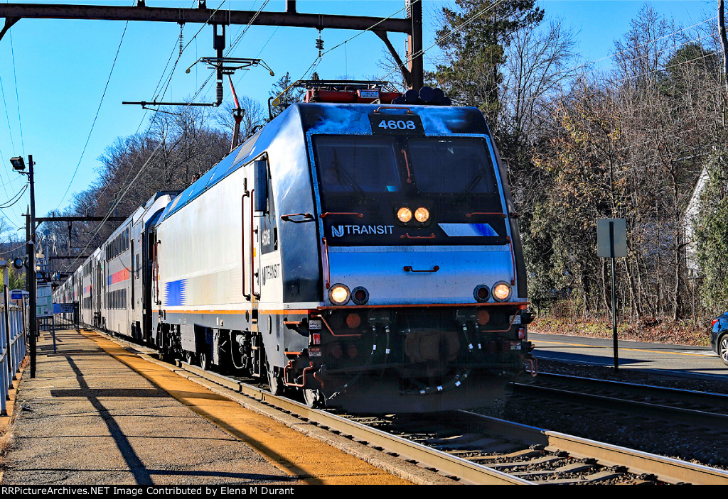 NJT 4608 on train 6315